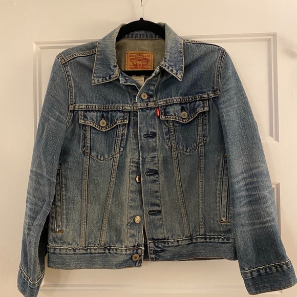 Levi's Jackets & Blazers - Levi's Jean Jacket